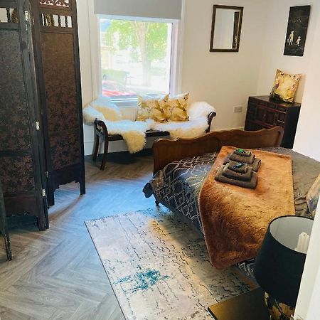 Funky Cozy Cottage With Outside Space ايستبورن المظهر الخارجي الصورة